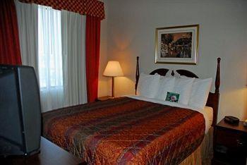 Chisholm Suite Hotel Duncan Zewnętrze zdjęcie